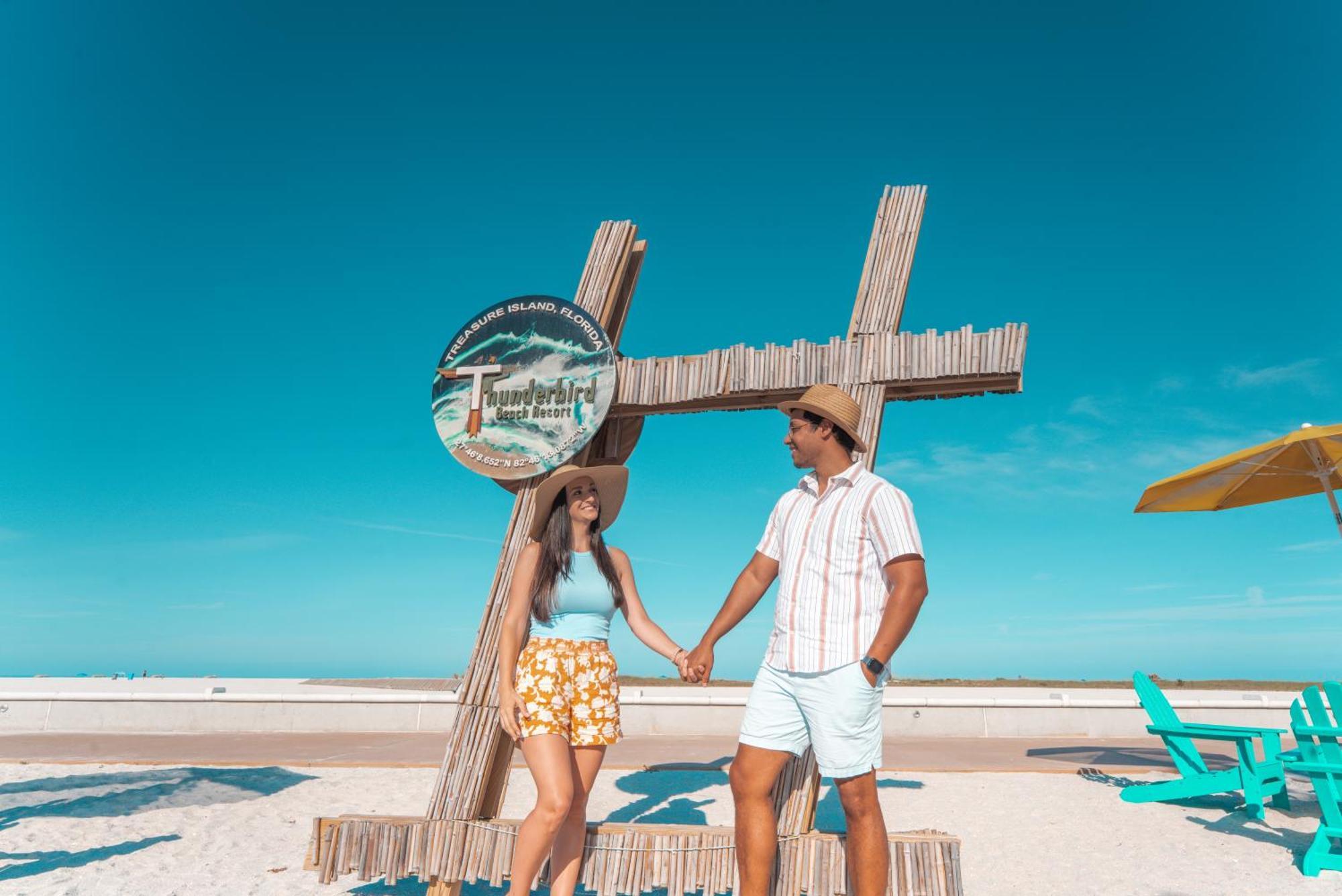 Thunderbird Beach Resort Treasure Island Exteriér fotografie